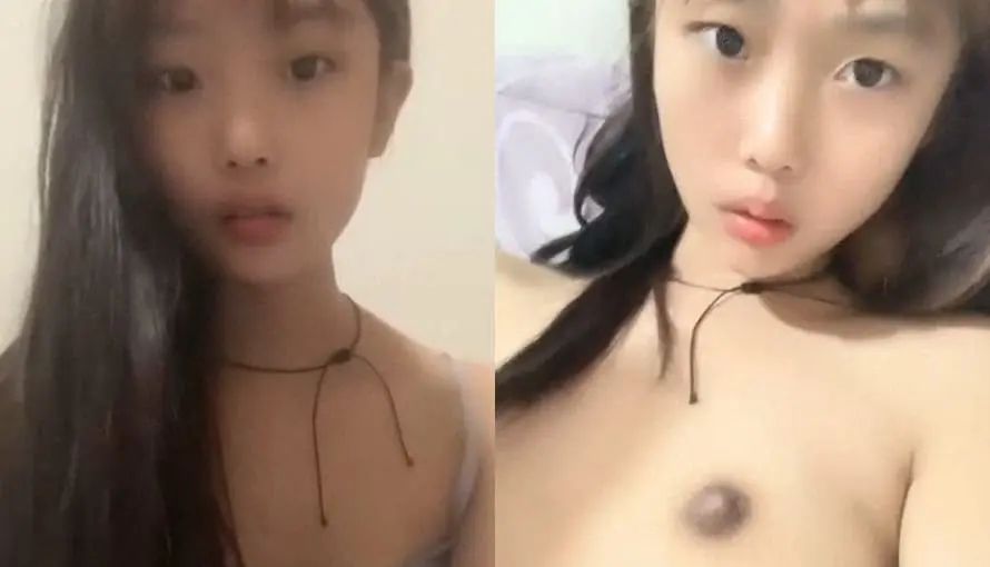 苗条身材贫乳特写小骚穴掰开给你看低低呻吟